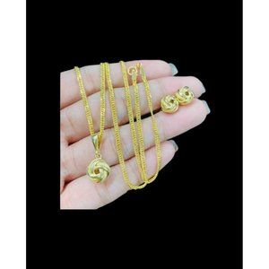 Pure 18k Gold 18" Necklace and Earring set Love knots